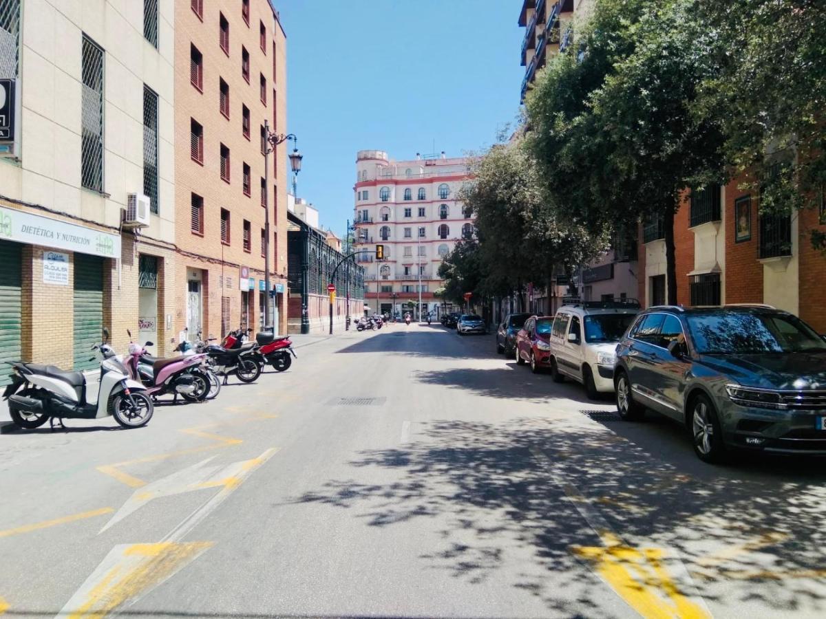 Homely Malaga Luxury Atarazanas Bagian luar foto