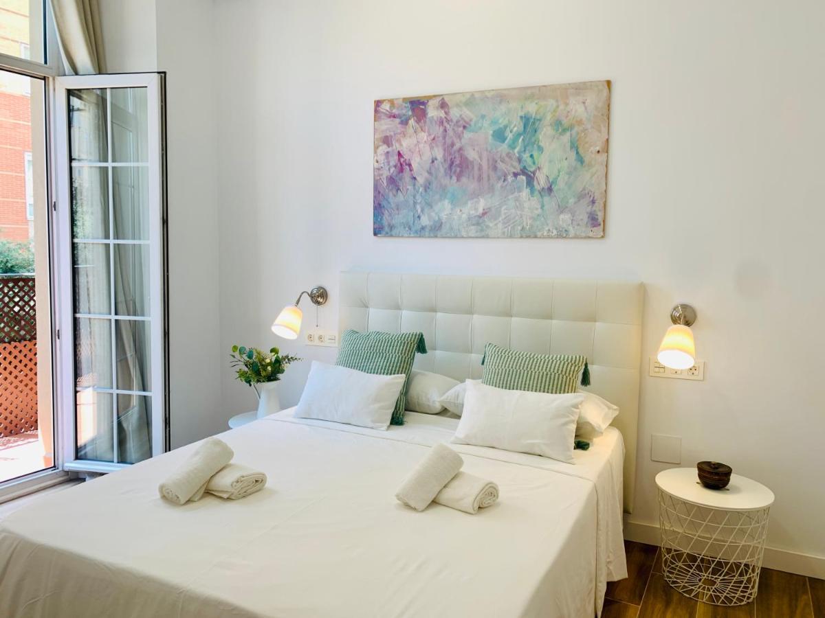 Homely Malaga Luxury Atarazanas Bagian luar foto