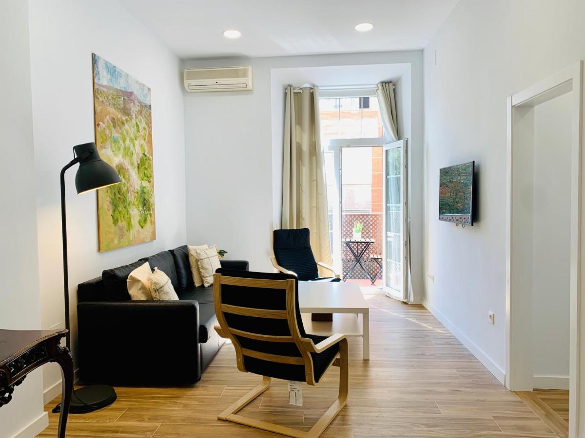 Homely Malaga Luxury Atarazanas Bagian luar foto