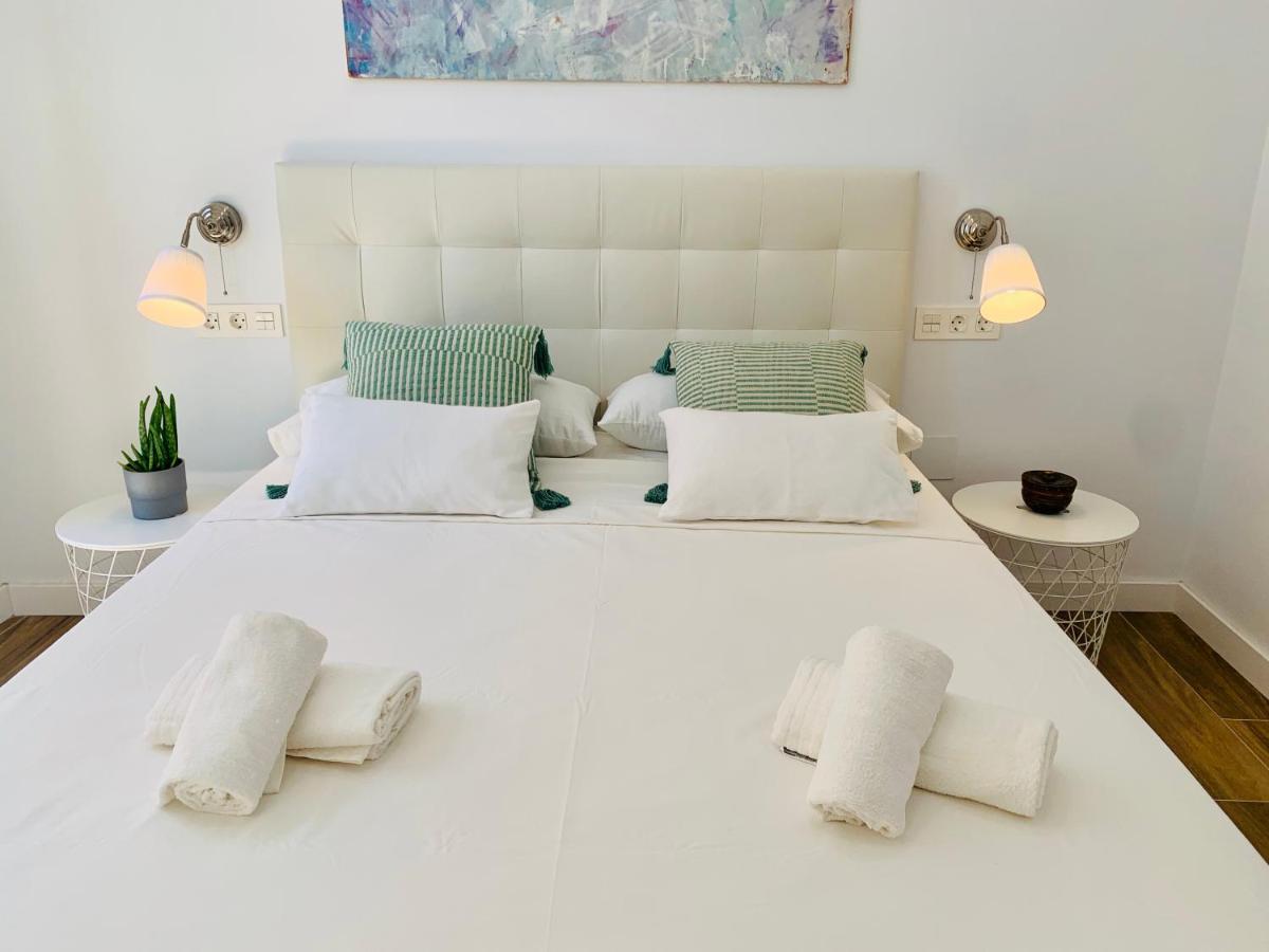 Homely Malaga Luxury Atarazanas Bagian luar foto