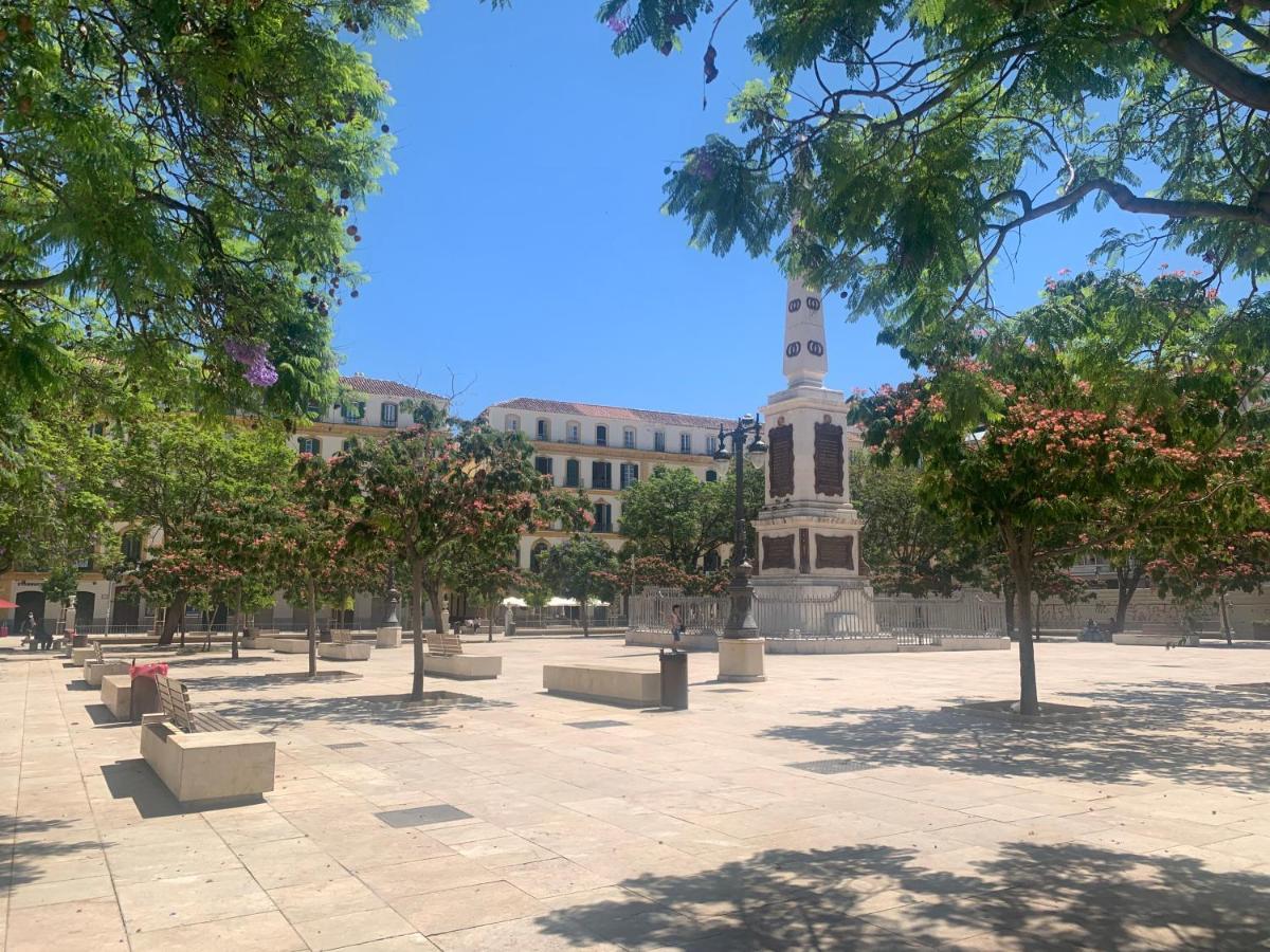 Homely Malaga Luxury Atarazanas Bagian luar foto